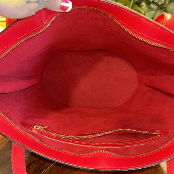 Louis Vuitton saint Jacques Castillian Red, COA included authentic - Picture 8 of 16